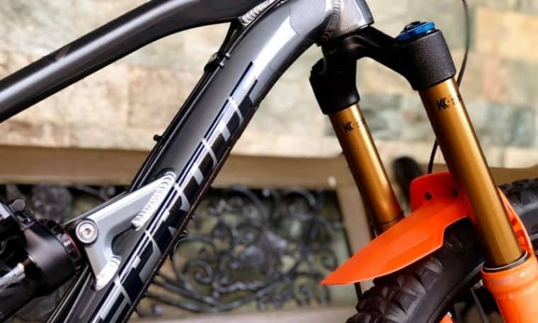 mtb fork lockout