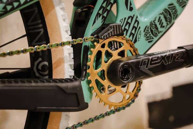 how to take off mountain bike chain